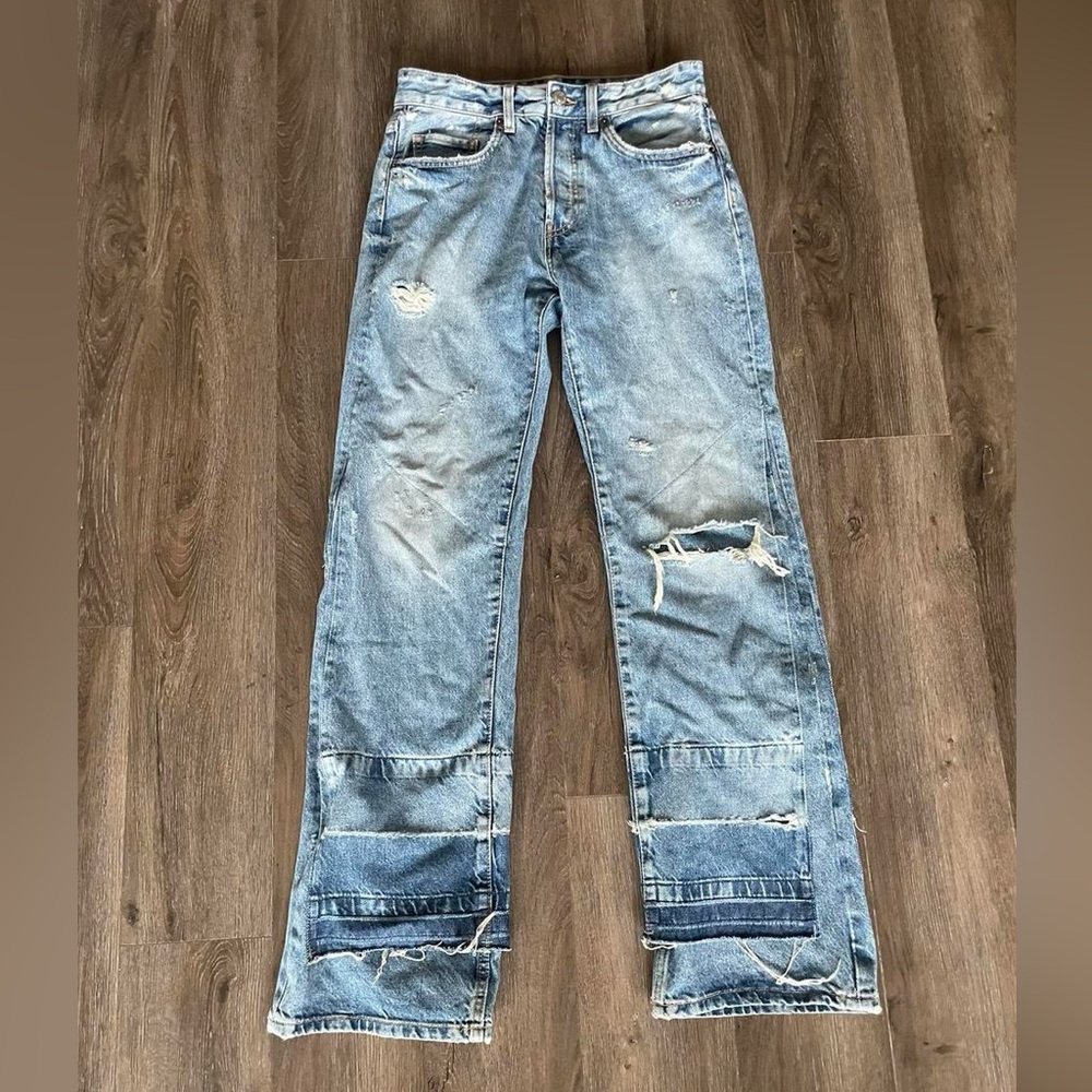 ZARA RELAXED RIPPED JEANS